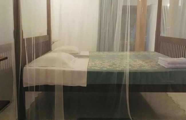 Whispering House - Photo 3