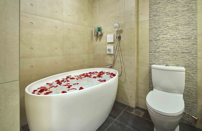 Orchard Grand Court - Photo 30