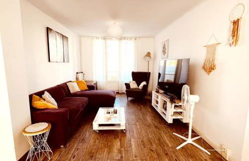 MAS DREVON T3 Parking - Mer à 15mn - proche Comédie - Foto 6