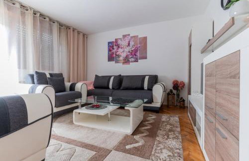 Dobro Došli Vukovar - Foto 11