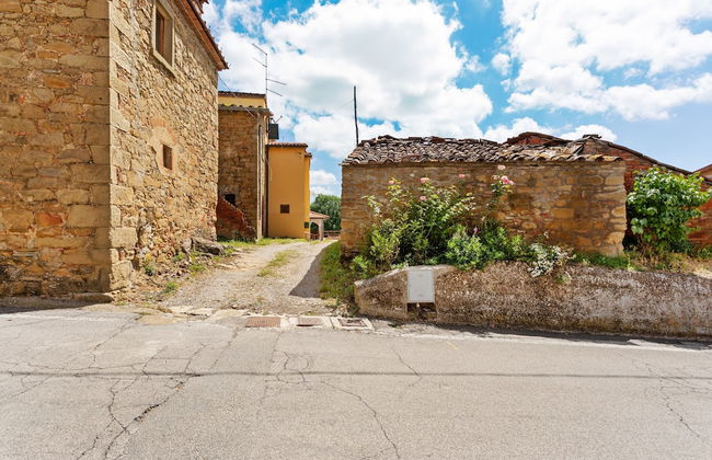 Belvilla by OYO Plush Holiday Home With Garden - Photo 79