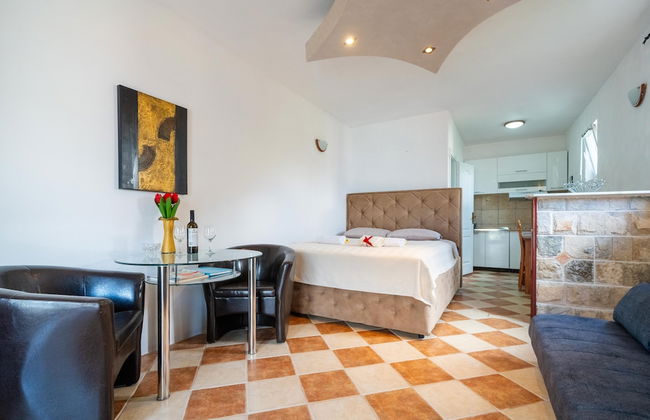 Apartments Vukovic - Photo 9