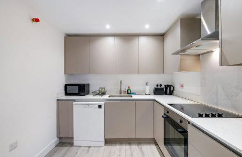 Modern 1 Bedroom Apartment Town Centre Camberley - Foto 85