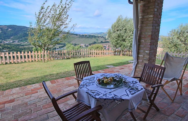 Tranquil Hilltop Cottage - Foto 28