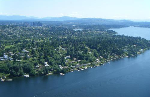 3 bed Lake Sammamish Waterfront + Peloton Bike - Foto 72
