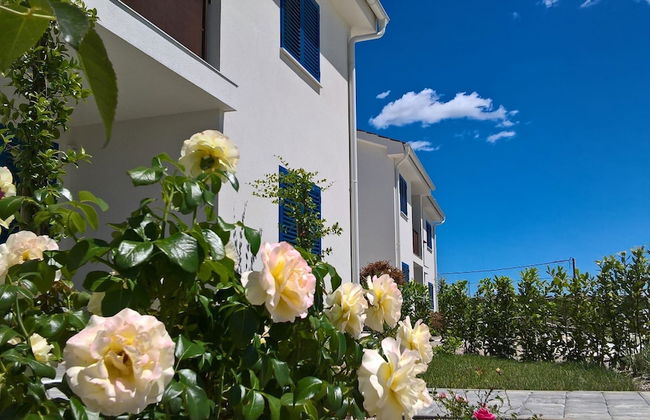 Wabi Sabi Resort & Apartments - Photo 6