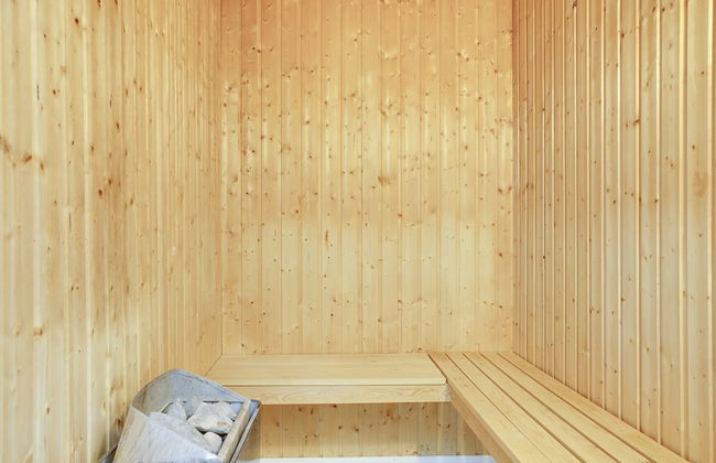 "Hughe" - 300m from the sea - Foto 12