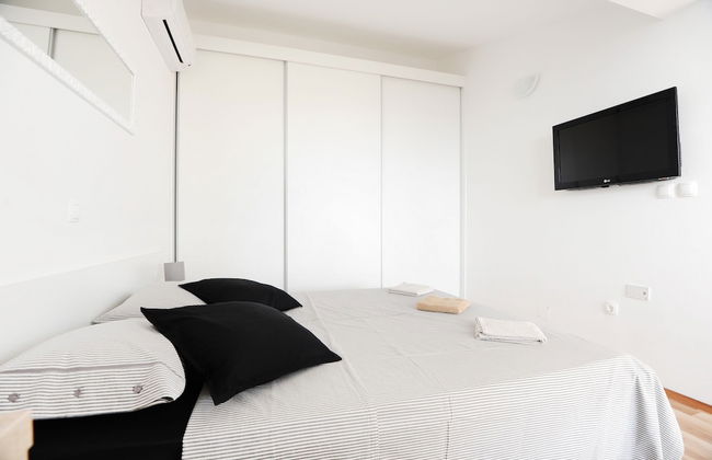 Apartments Hills - Photo 14