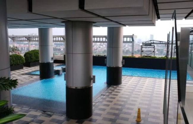 Comfy 1BR Apartment at Cosmo Terrace - Photo 31