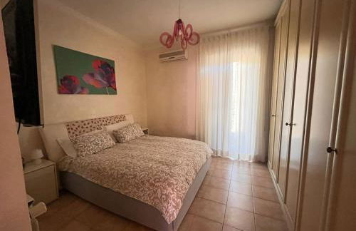 A.B Battistini Short Let's - Foto 16