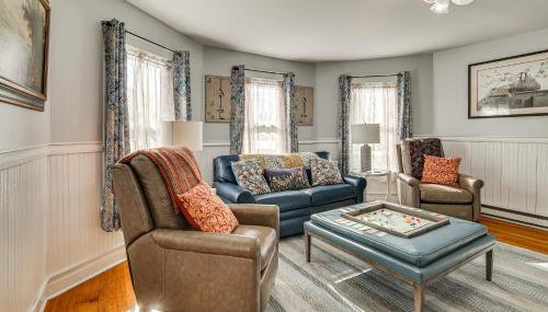 Easy Beach Access! Classic New London Charmer - Foto 4