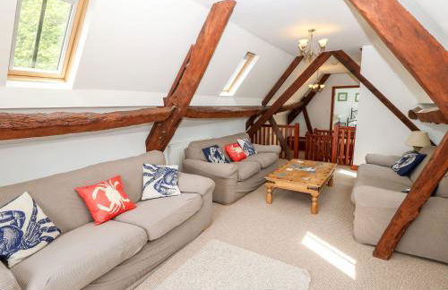 Beachcombers - Photo 4