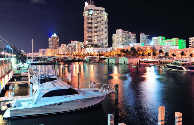 Miami Night Bus Tour - Photo 3