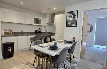 Mega9 Luxury 2Bedrooms Apartment - 2Baths, 2Toilets - Foto 11