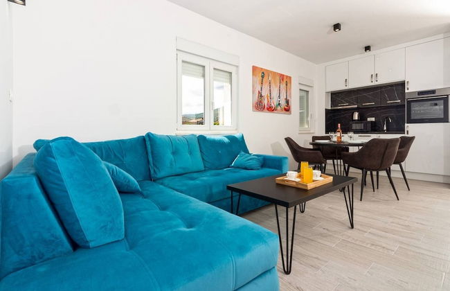 Modern Apartments With Private Balcony Kaštel Novi - Foto 26