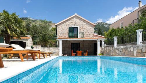 Villa Bella Pietra with private pool, sauna - Foto 3, sunbed