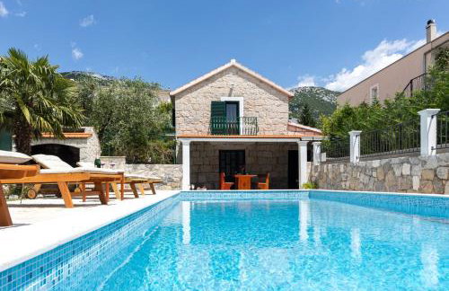 Villa Bella Pietra with private pool, sauna - Photo 3