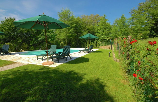 Holiday House with Pool & Large Garden Overlooking Lake near Tuscany - Photo 21