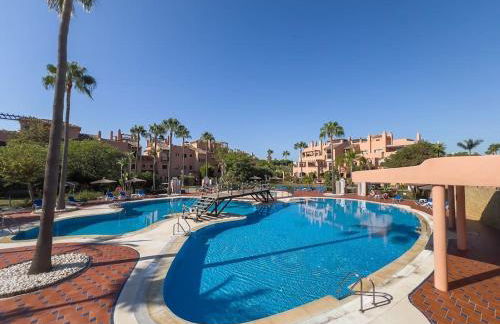 Lovely two bedroom apartment - Photo 1