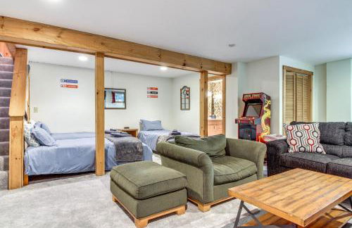 3 min to Mt Snow with FREE Shuttle! Family-Size fun, Wood fireplace, 2 living rooms, Arcades - Foto 15