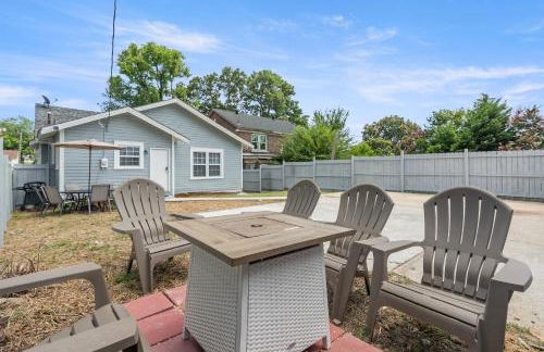 Bungalow Retreat! - Photo 19