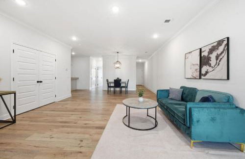 Relaxing 2BR Home w Contemporary Style - Foto 24