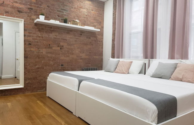 Hotel and the City-Midtown - Photo 29