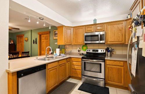 Sierra Pines Retreat - Sleeps 6 - Foto 11