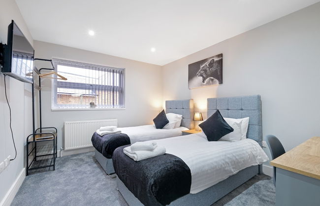 Crown Place 2 & 3 Bedroom Luxury Apts - Foto 62