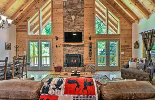Great for Families! Lavish Hiawassee Cabin - Foto 6