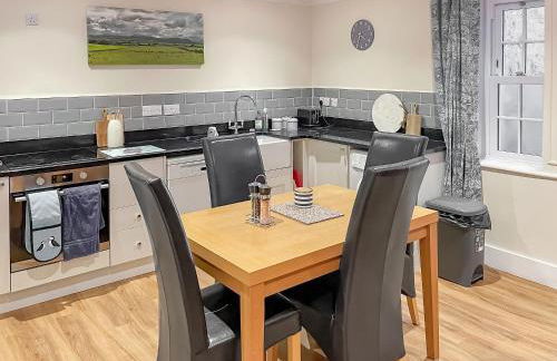 The West Wing - Photo 2