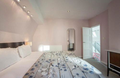 Spacious Georgian Coach House with Parking - Foto 44