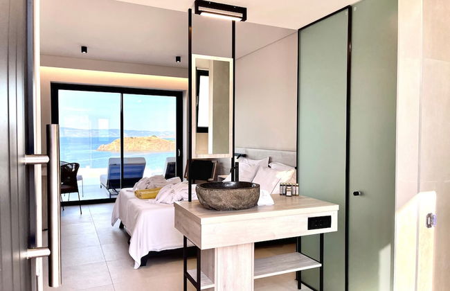 Eleia Seafront Rooms & Villas - Photo 7