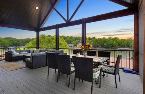 Luxury Home on Cove with Boat Slips, Waterslides, and Jump Deck - Foto 65