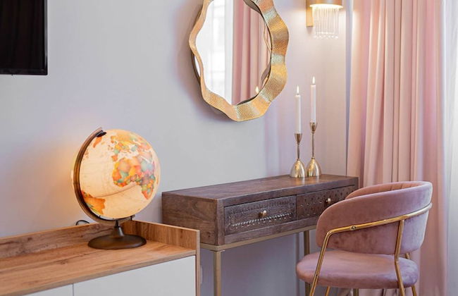 Stunning 2BR With Balcony on Piata Universitatii - Foto 9