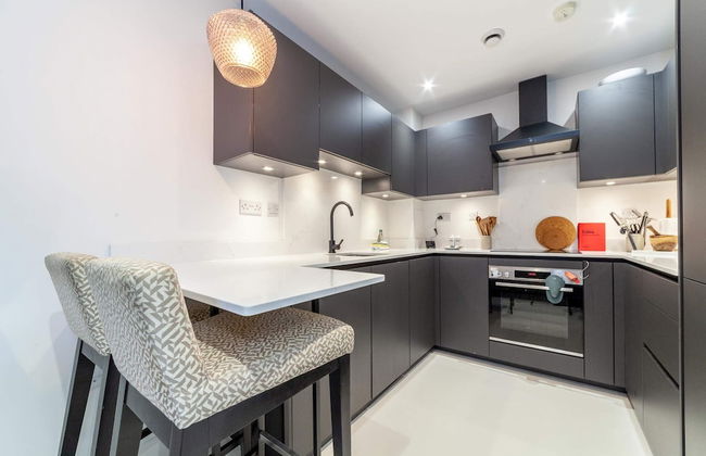 Beautiful Modern Apartment Centrally Located - Foto 7