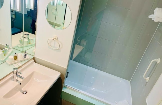 Standing Hôtel Suites by Actisource - Photo 17