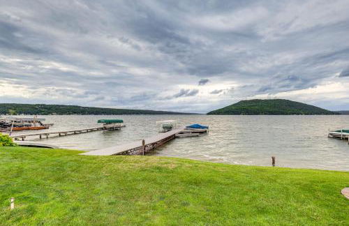 Keuka Lake Cabin with Boat Dock Access and Fire Pit! - Foto 24