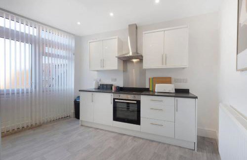 Spacious Retreat at Durham Road - Foto 13