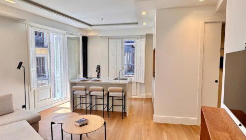 Stylish Plaza Mayor View Prime City Location - Foto 2