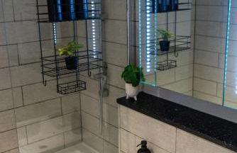 Apt Croydon, 1 Min walk to Train - Foto 8