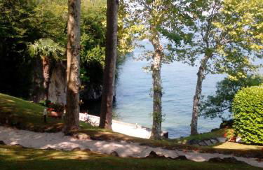 CHARMING APARTMENT LAKE FRONT - Foto 28