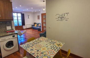 EL MUSSOL DE LA VILA Camprodon, balconets amb vistes a la plaça - Photo 26