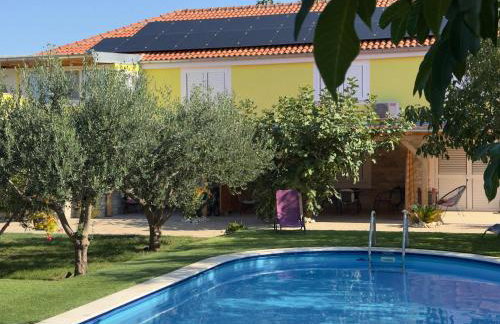 Studio Apartments Luka Biograd - Benkovac - Photo 1