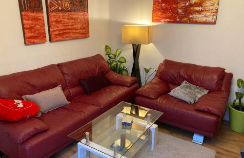 Cosy Modern Family Home Free Parking Garden - Foto 3