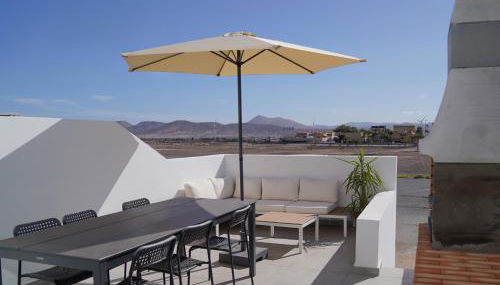 Casa Fuerteremote - new and modern house with office & pool in Corralejo - Foto 4, Garden
