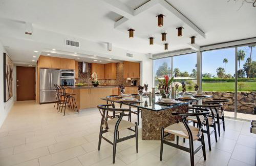 The Cascades Retreat - Walk to Downtown! - Foto 15