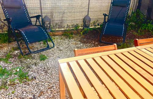 ValenStay - Logement Stade du Hainaut avec jardin - Foto 33