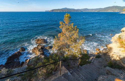 Villa Madonna delle Grazie con accesso privato al mare - Goelba - Foto 52
