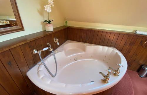 Stunning Rustic Home, New Forest National Park - Photo 42